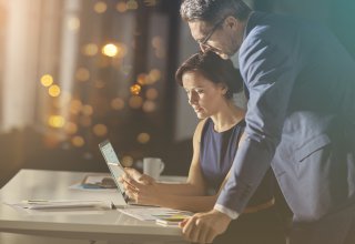 A businesswoman answers her boss when he asks "How many SIP trunks do I need?"